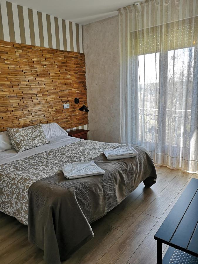 Hostal Juan Bravo Segowia Zewnętrze zdjęcie